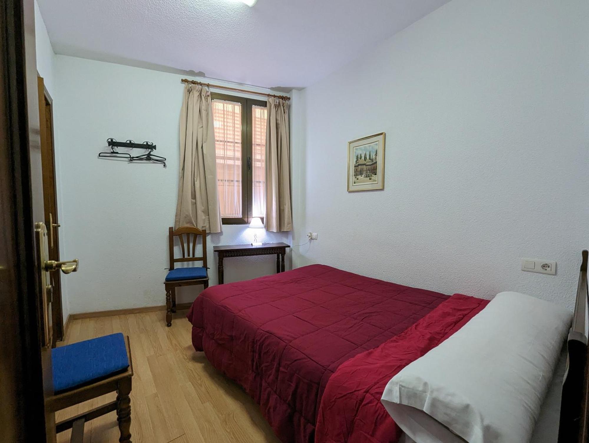 Pension Ciudad Navarro Ramos Granada Buitenkant foto