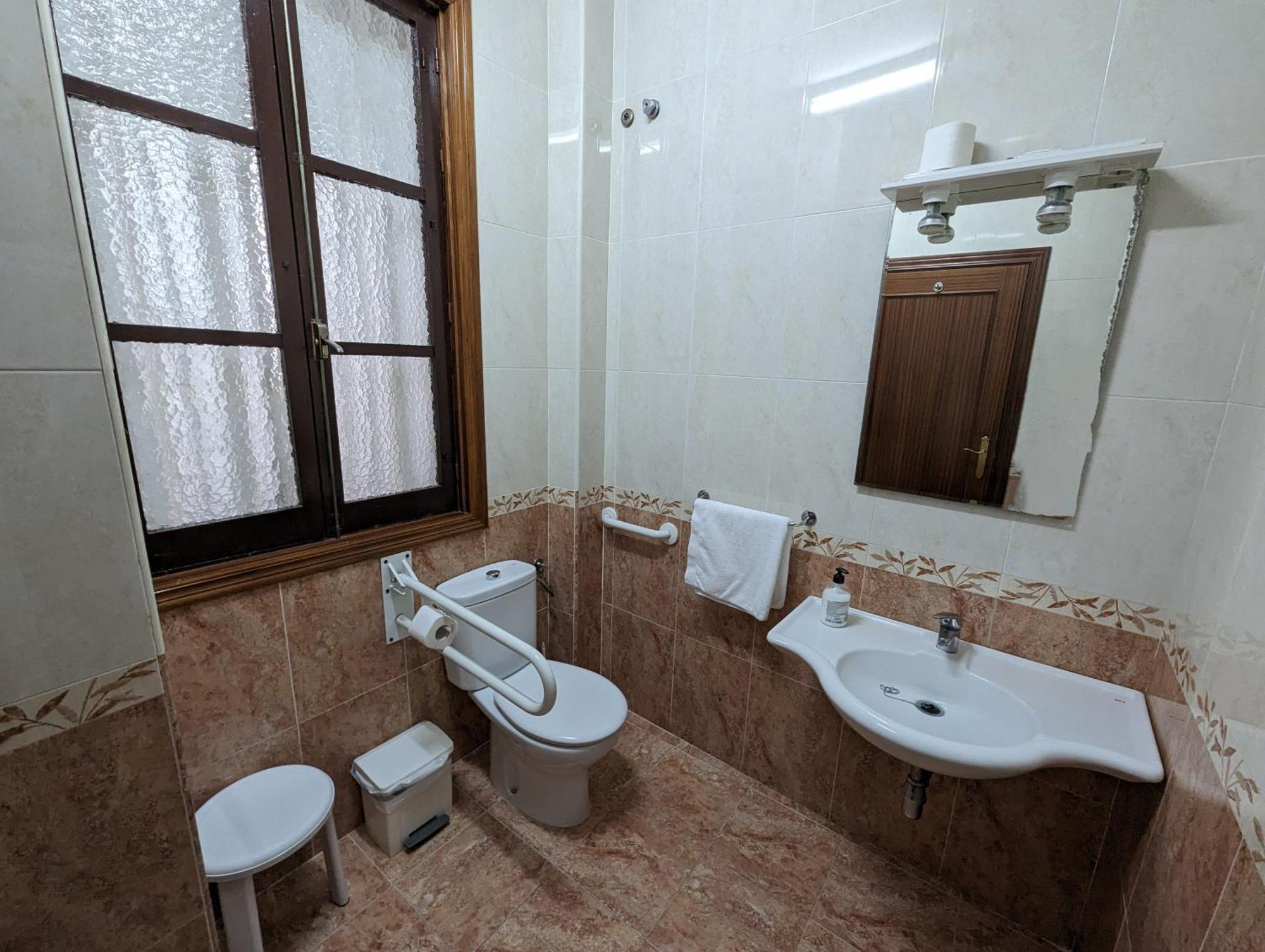 Pension Ciudad Navarro Ramos Granada Buitenkant foto