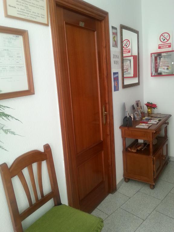 Pension Ciudad Navarro Ramos Granada Buitenkant foto