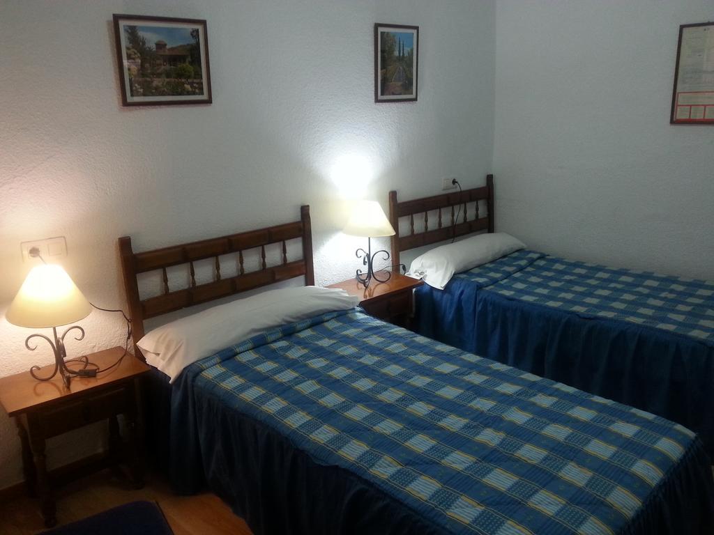 Pension Ciudad Navarro Ramos Granada Buitenkant foto